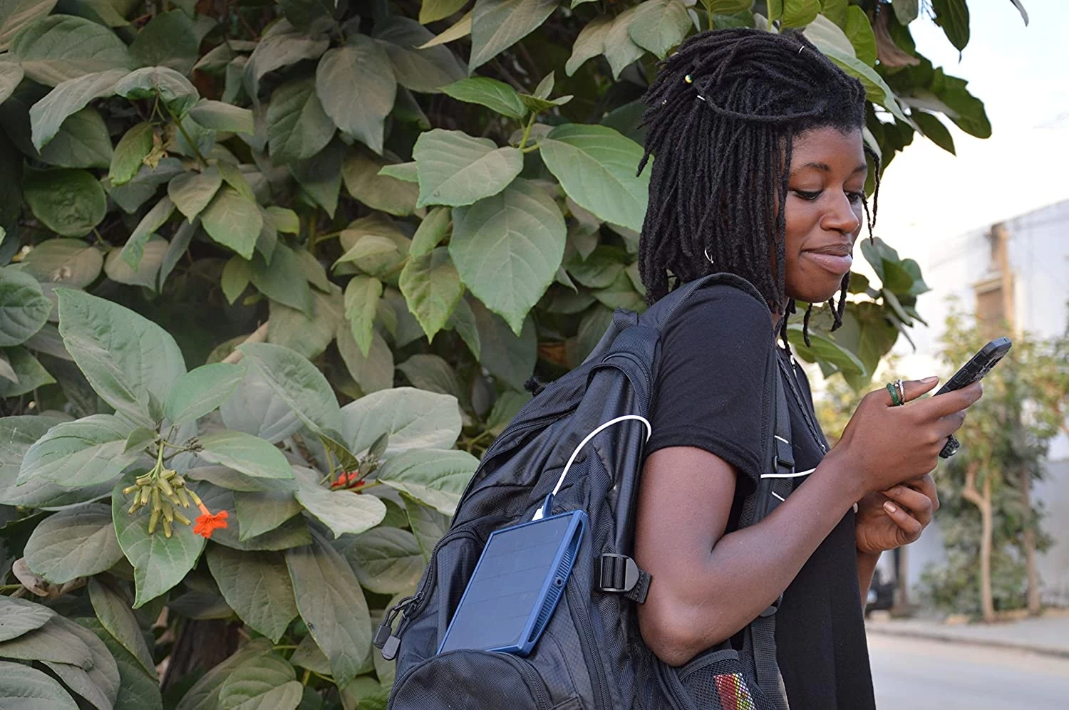 Little Sun Zonne-energie Lampen Little Sun Zonne-oplader Met Lamp - Afbeelding 5